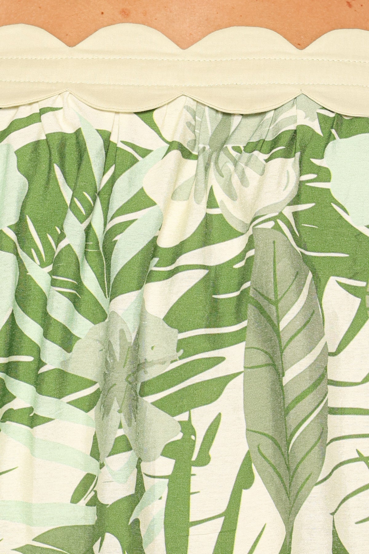 Lillian Short Set in Green Leaf – view 6 of 6