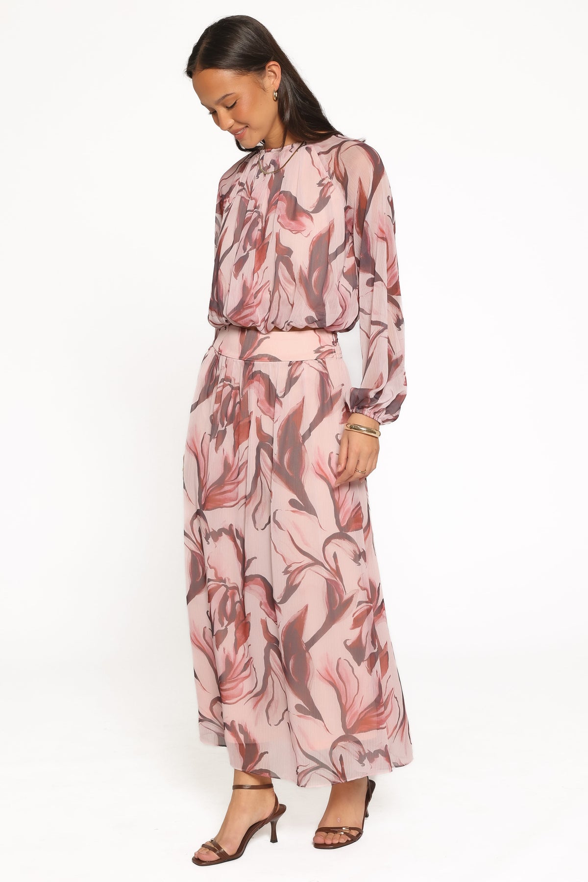 Lorei Chiffon Skirt Set in Pink Petal – view 3 of 7