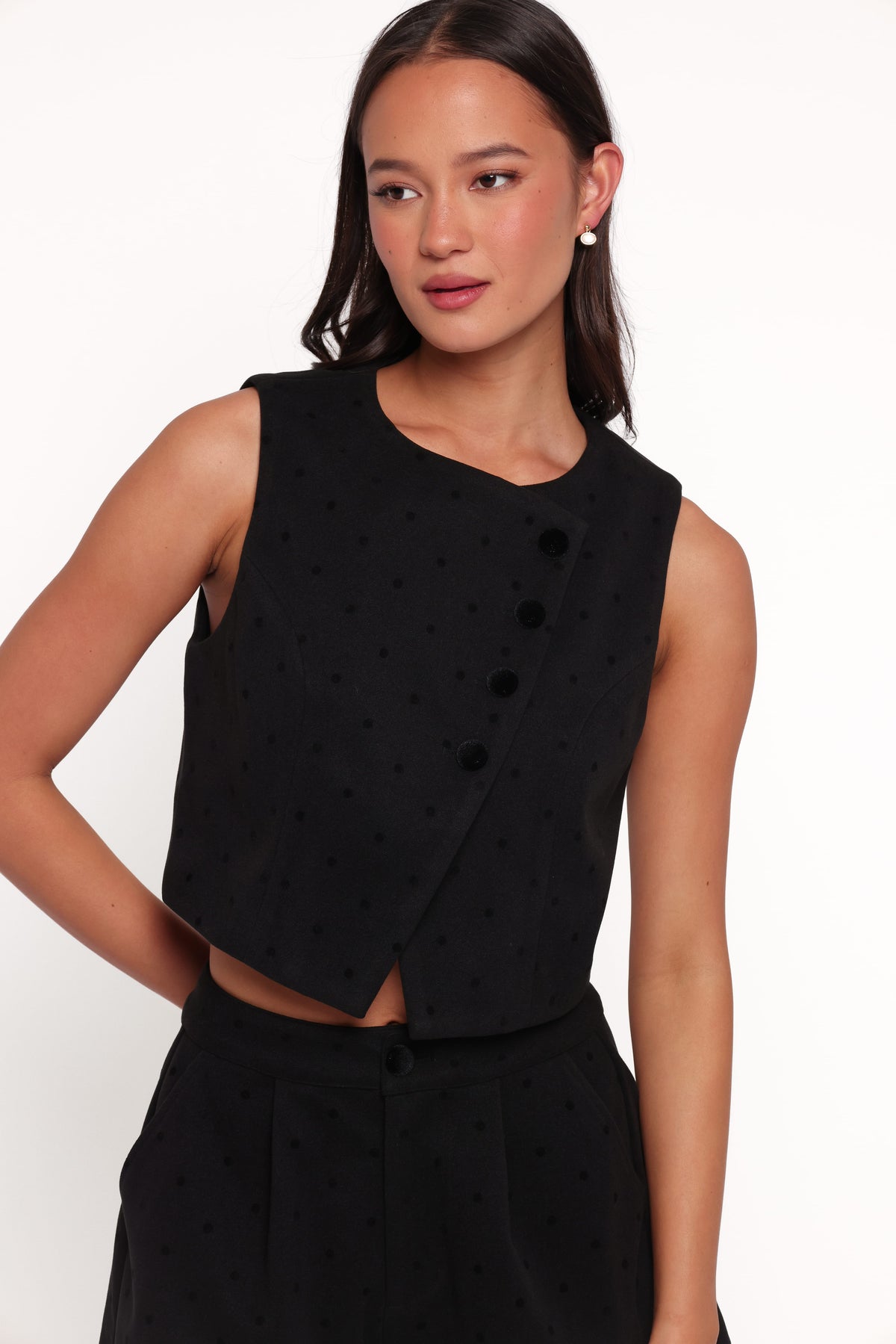 Rumi Short Set in Black – view 6 of 7