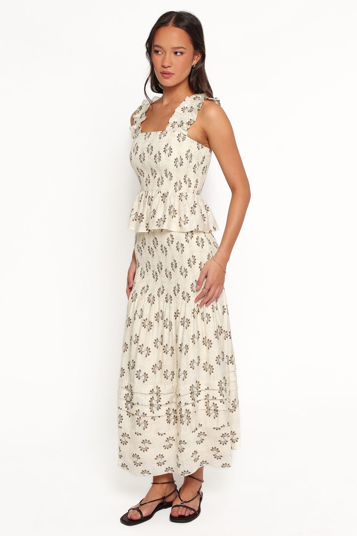 Sofia Skirt Set in Cream – view 3 of 7