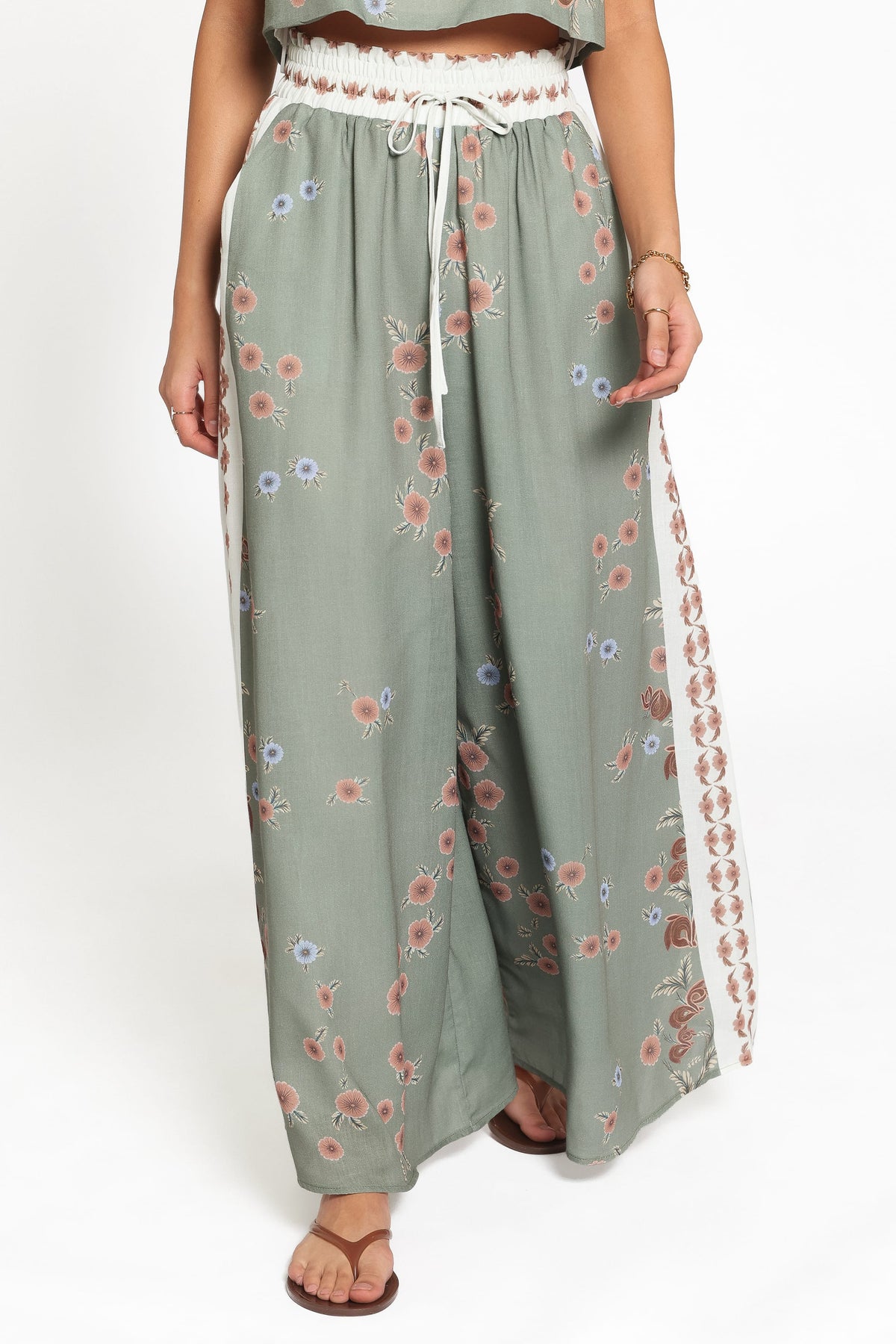 Timothy Set in Olive Floral – view 3 of 7