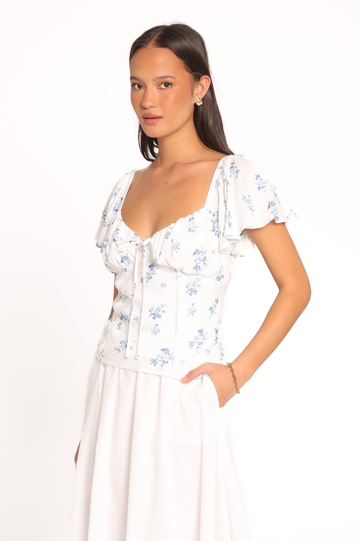 Laeriel Flutter Sleeve Top in Cream Floral – view 3 of 6