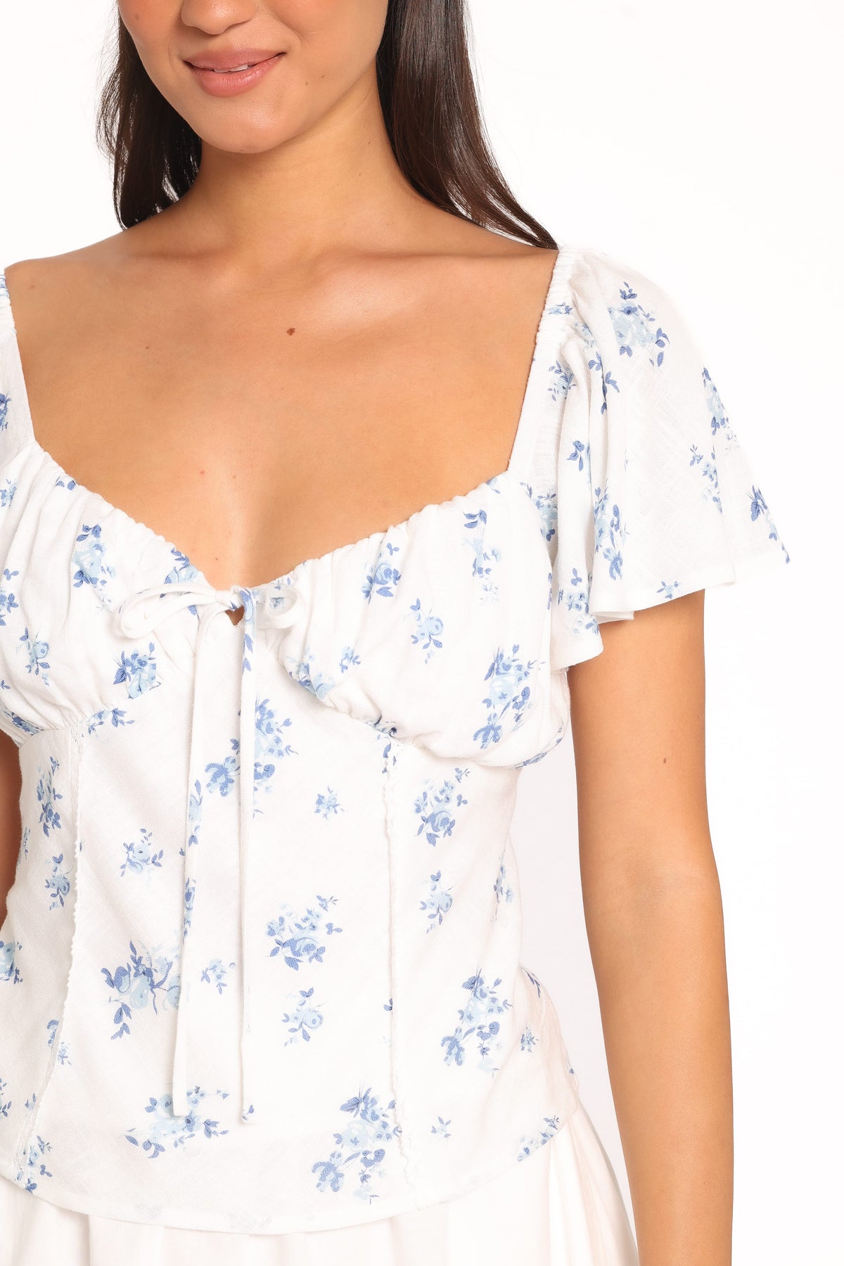 Laeriel Flutter Sleeve Top in Cream Floral – view 2 of 6
